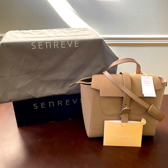 ❌SOLD❌ Brand new Senreve Maestra Bag in Latte - Picture 2 of 8